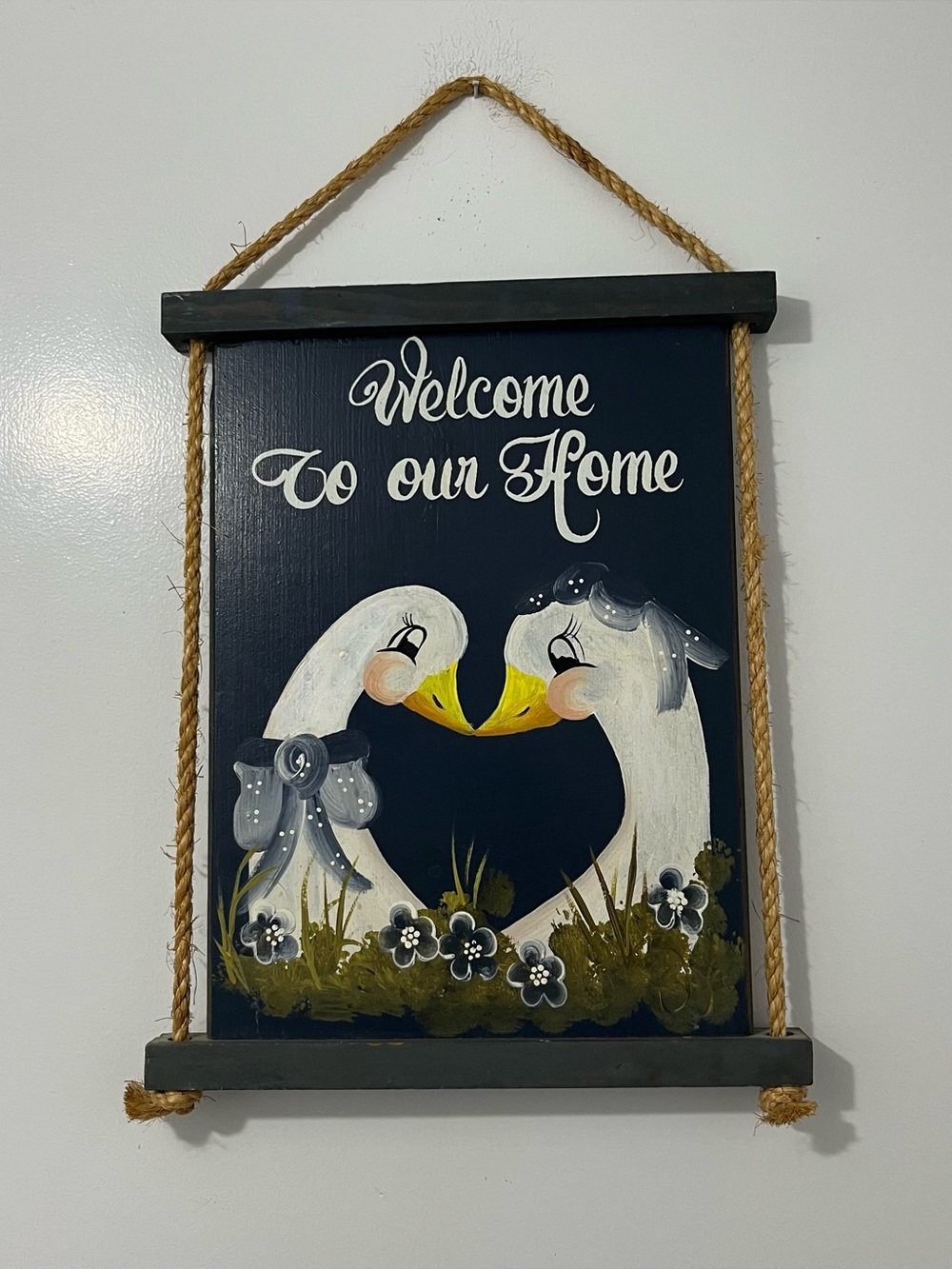 VINTAGE‎ BLUE BOW GEESE COUPLE DECOR WOOD PLAQUE WALL DOOR SIGN HANDPAINTED